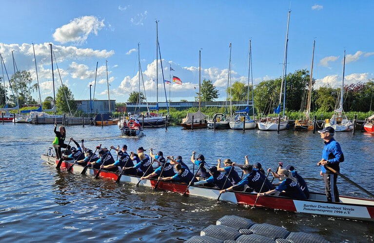 [Translate to English:] mlands-Team Drachenboot Langstrecke